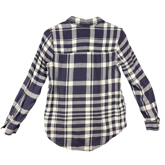 EUC Aerie Women’s Navy/White Plaid Button Down Flannel Shirt Sz Small - Picture 9 of 11